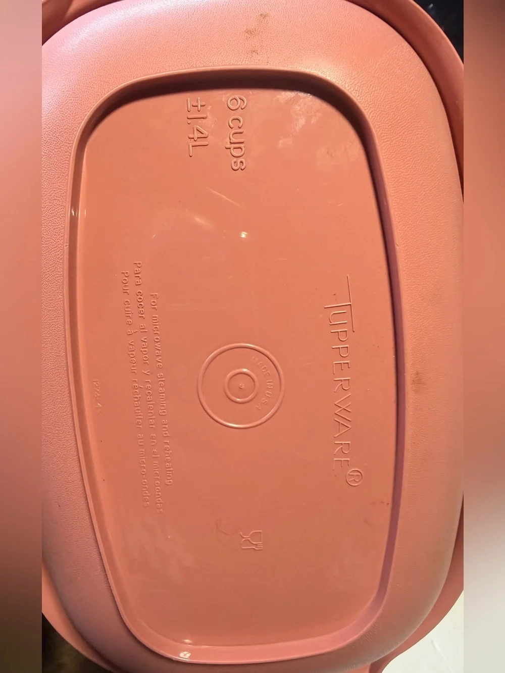 Tupperware Coral Pink Microwave/Serving Container